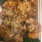 Best Sesame Chicken in Nashville, TN